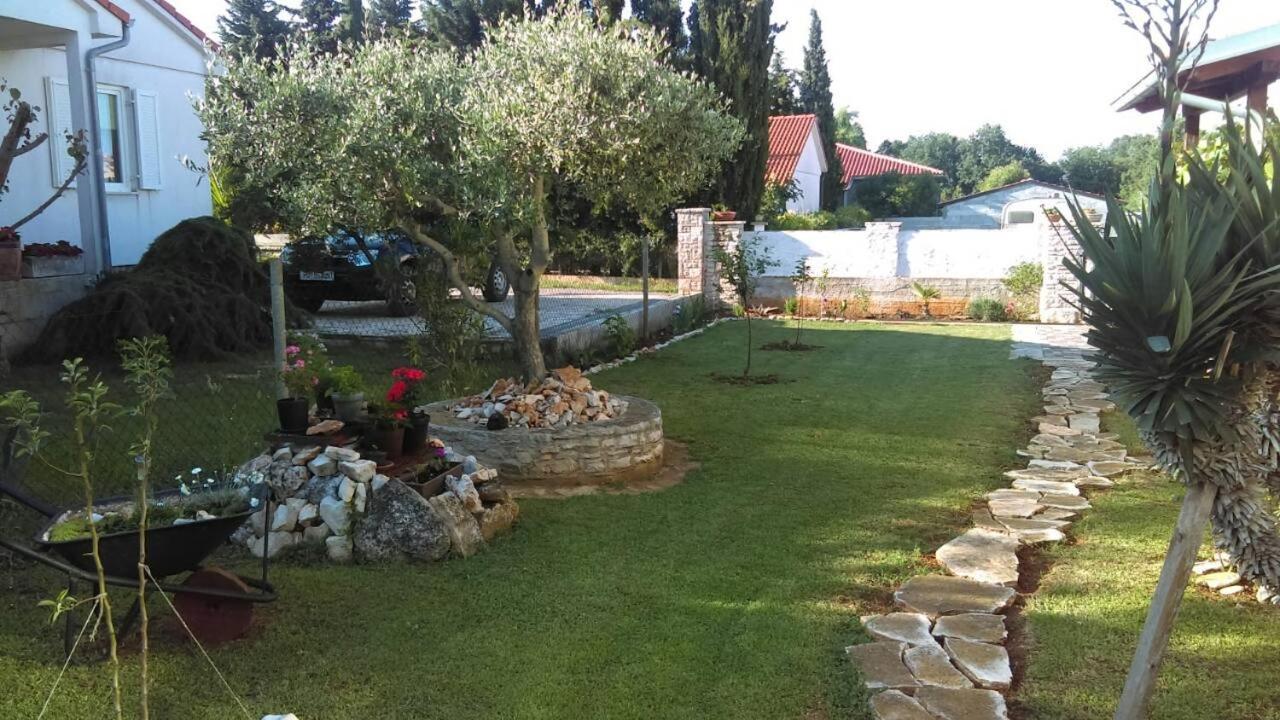 Apartment Zelena Oaza Sisan 75 M2 - 2 Bedrooms Exterior photo